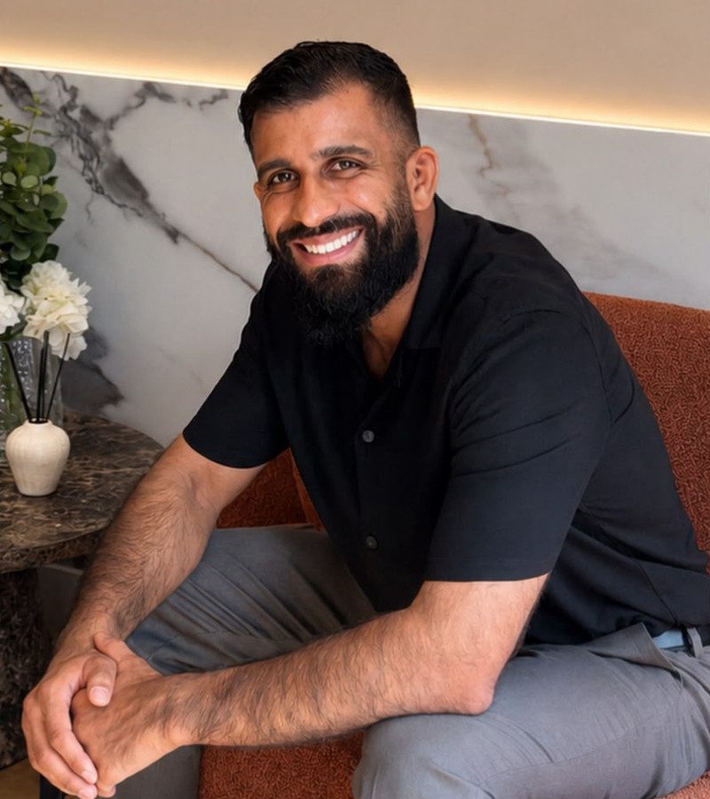 Dr Salaman Iqbal BDS, Chief Operating Officer & Principal Dentist